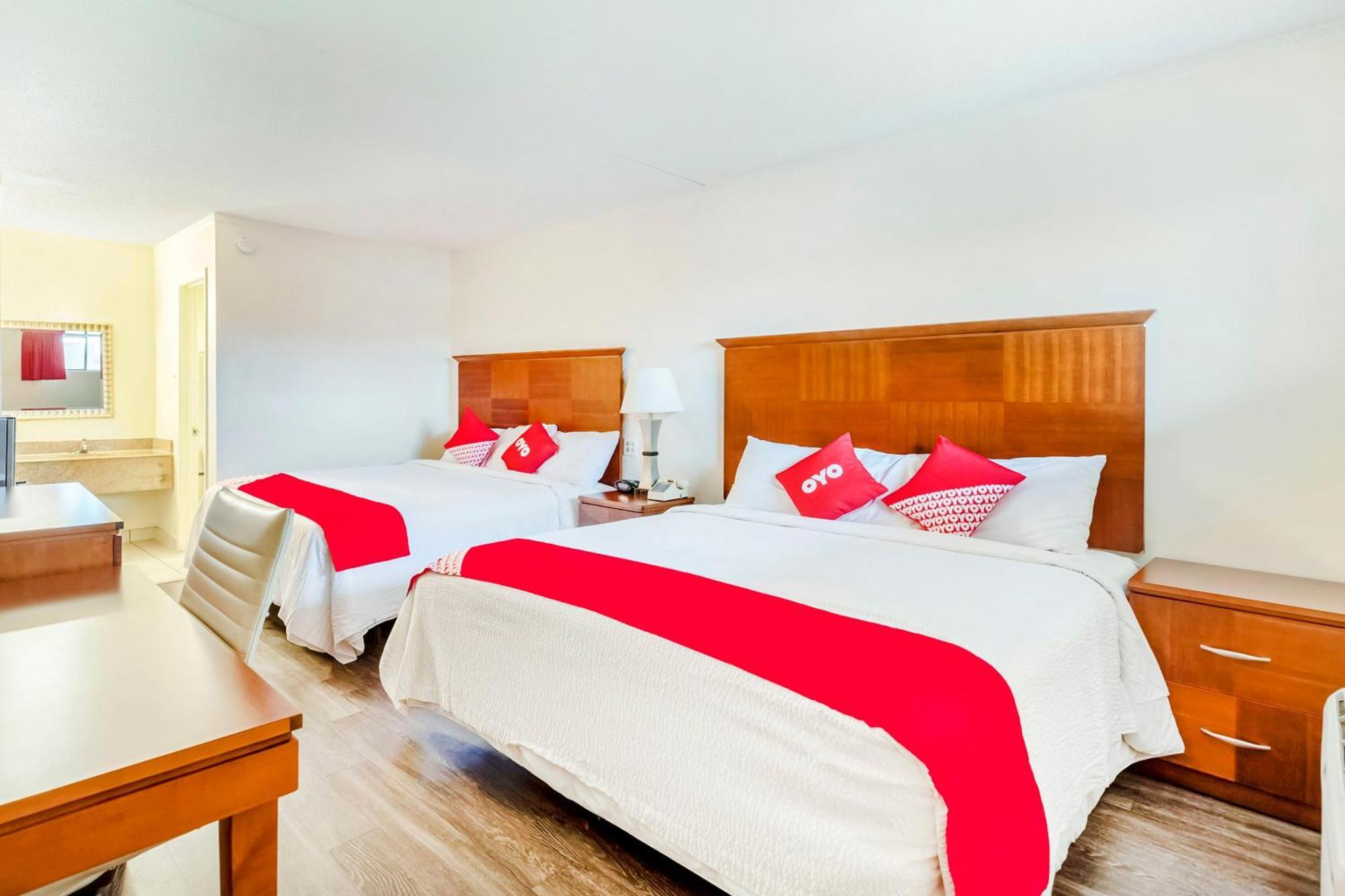 Oyo Hotel San Antonio Lackland Afb Seaworld Hwy 90 W Extérieur photo