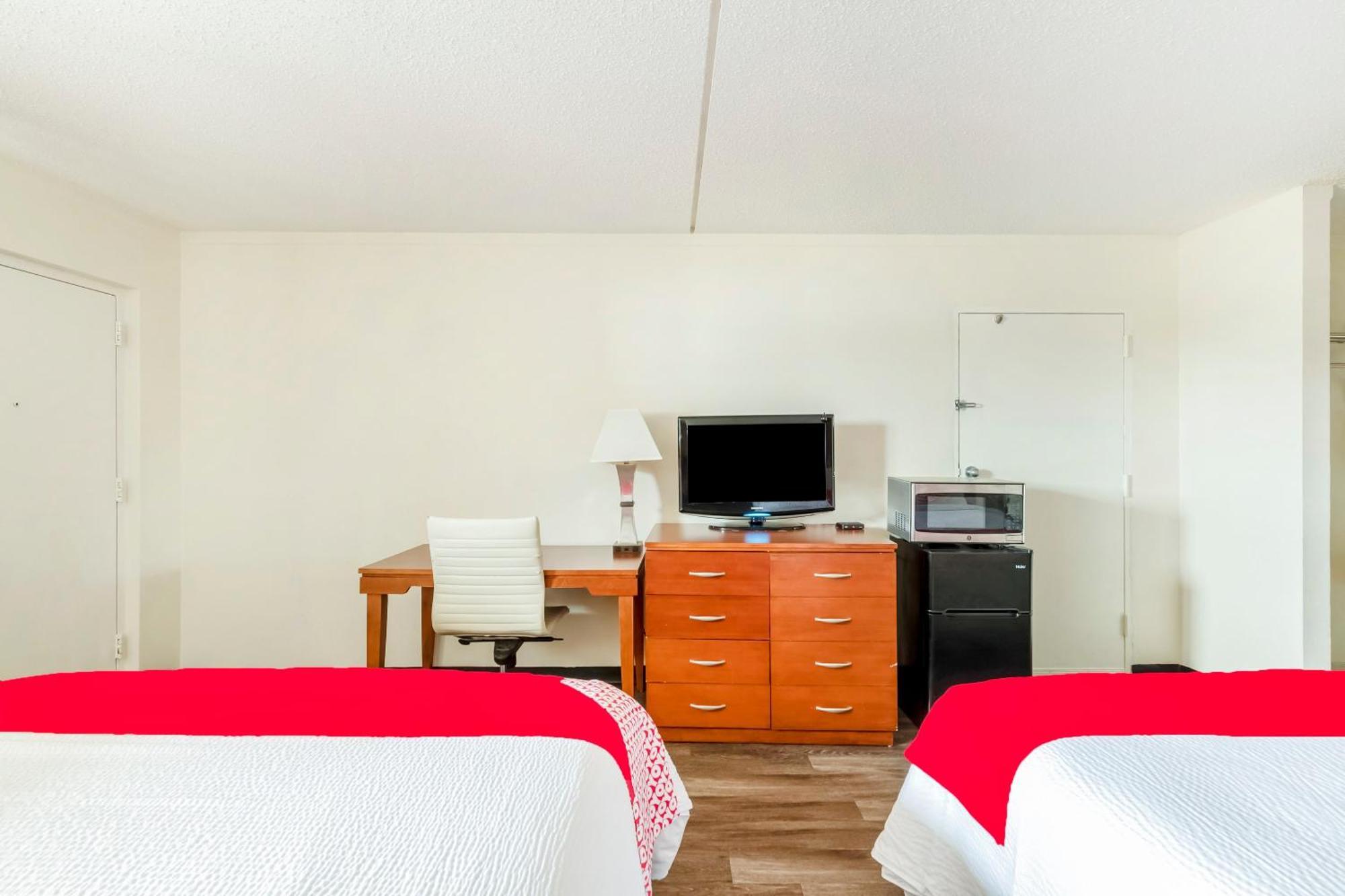 Oyo Hotel San Antonio Lackland Afb Seaworld Hwy 90 W Extérieur photo