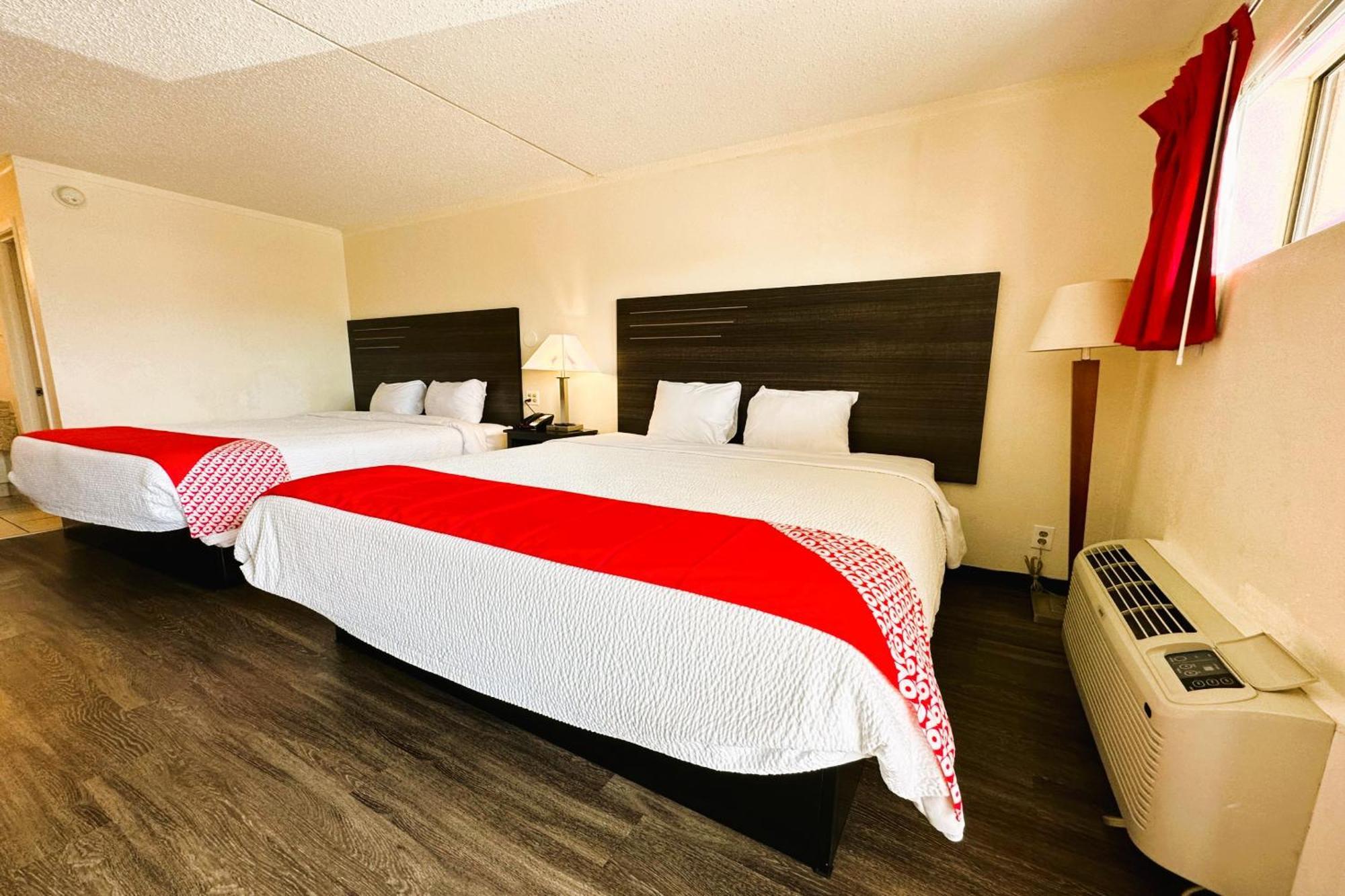Oyo Hotel San Antonio Lackland Afb Seaworld Hwy 90 W Extérieur photo