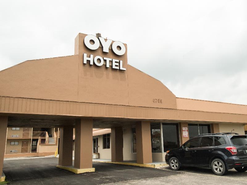 Oyo Hotel San Antonio Lackland Afb Seaworld Hwy 90 W Extérieur photo